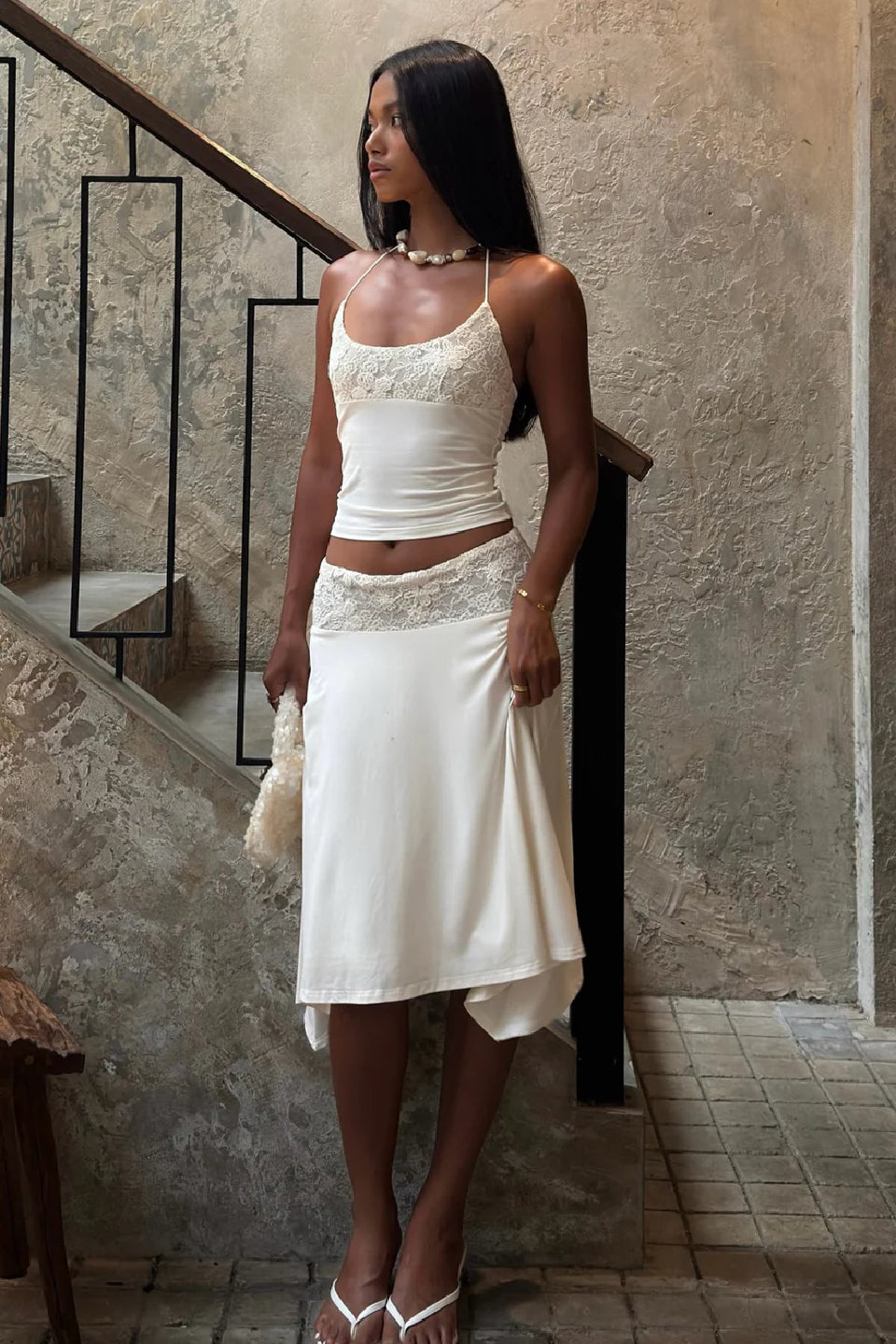 White Lace Waist Asymmetric Skirt